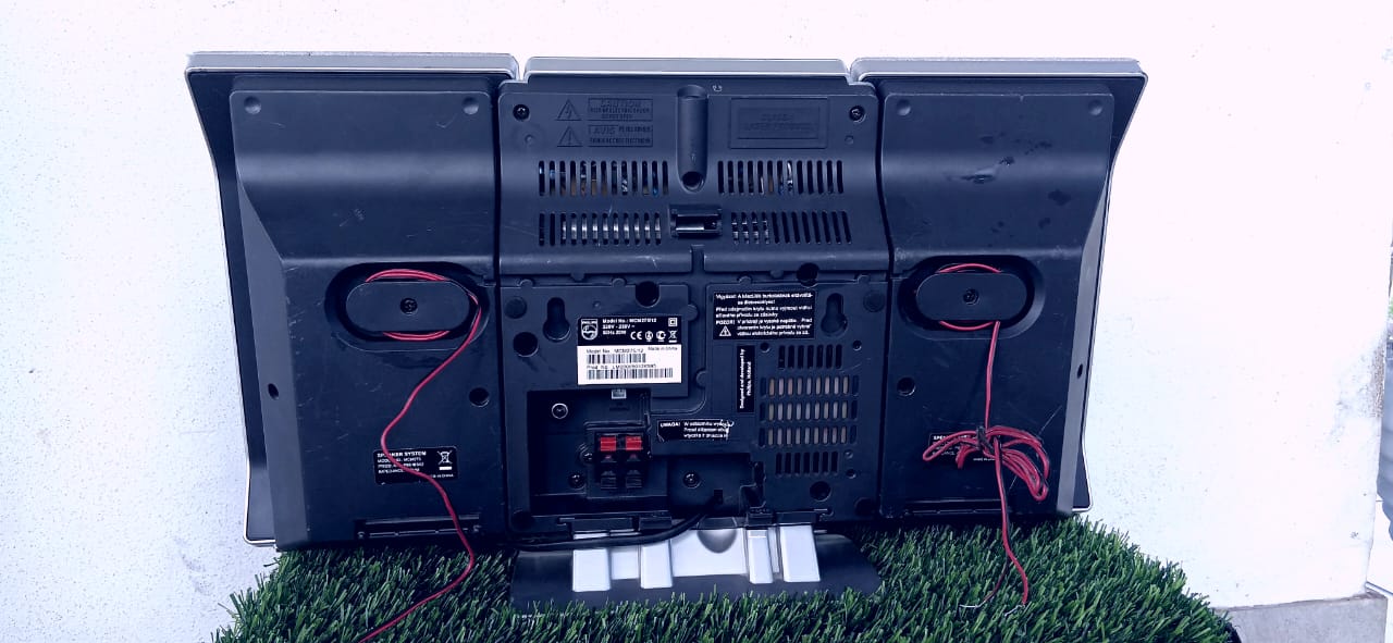 Philips Micro Hi-Fi System - Image 3